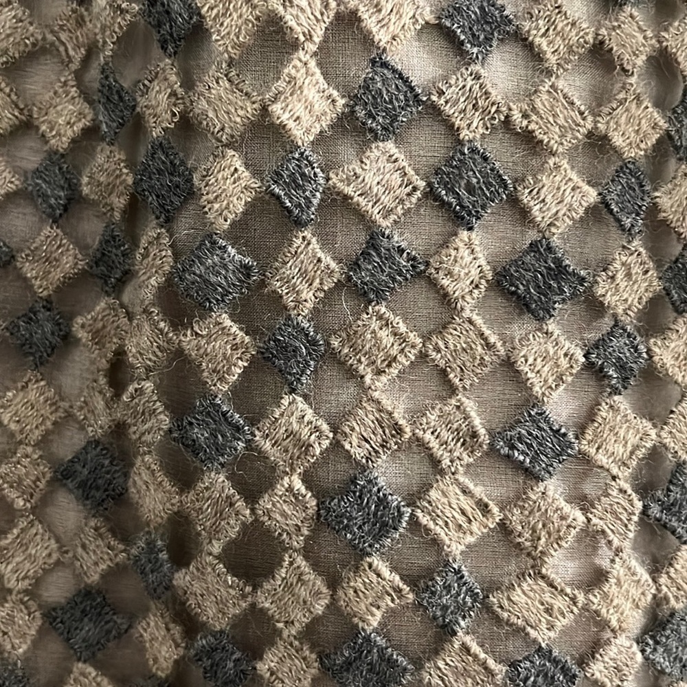 Marc Jacobs Diamond Crochet Overlay Pintuck Pencil Skirt Size 6 Taupe/Grey - Picture 2 of 13